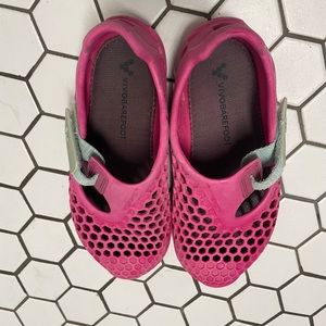Kids vivobarefoot size 32 EU or US 1